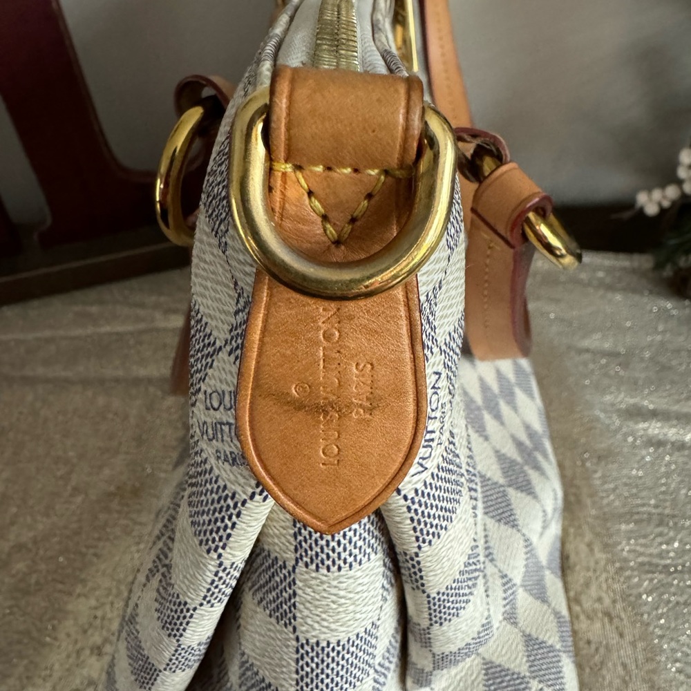 Louis Vuitton Lymington - Picture 6 of 12